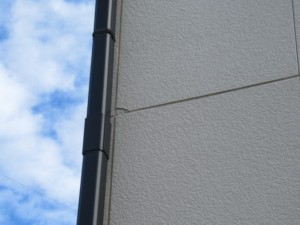 埼玉県行田市　外壁塗装　雨樋交換　屋根上葺