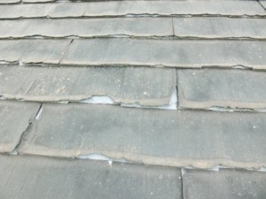 屋根剥がれ