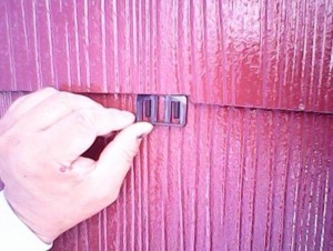 屋根塗装　縁切り