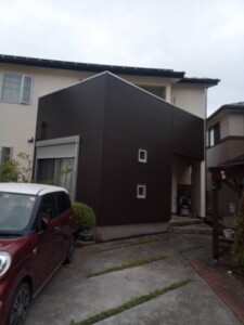 埼玉県熊谷市　外壁上貼り