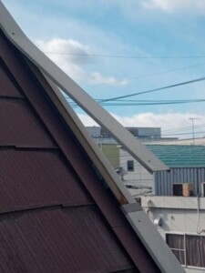 埼玉県深谷市　屋根カバー工法