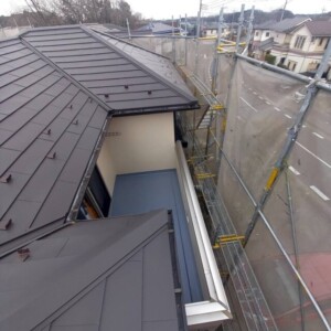 埼玉県熊谷市　金属屋根カバー工法